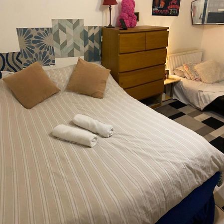 Hendon Homestay ภายนอก รูปภาพ