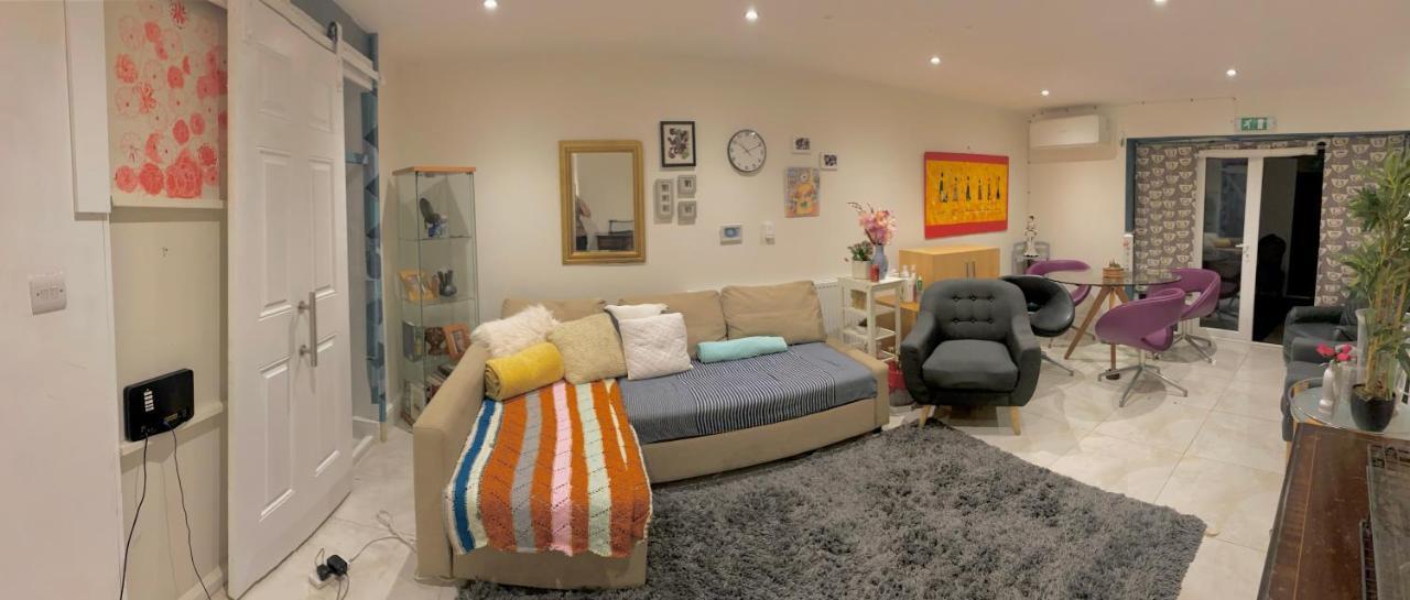 Hendon Homestay ภายนอก รูปภาพ